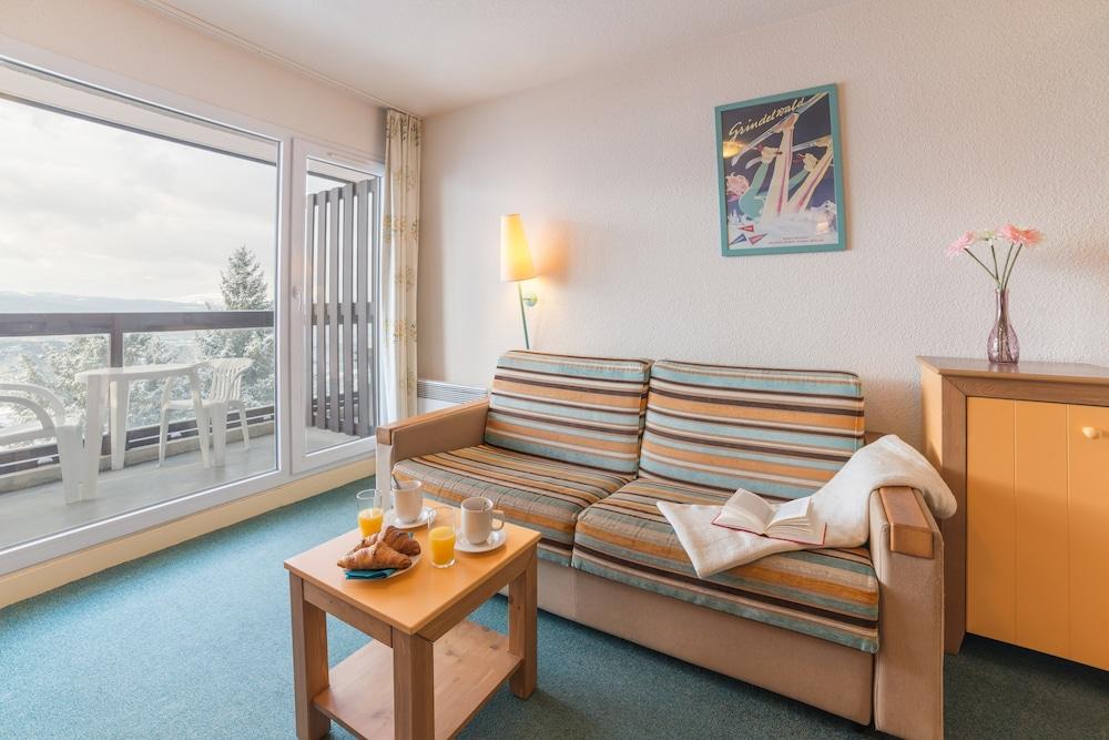 Residence Pierre & Vacances Le Pedrou Font-Romeu-Odeillo-Via Exterior photo